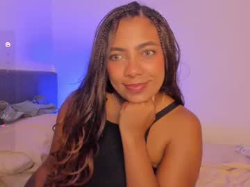 Watch anniejasmin_ live